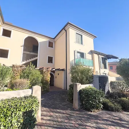 Porto San Rocco 14 Tirabora Short Rent, Con Parcheggio Privato Lägenhet *